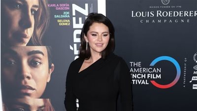 حمل سلينا جوميز .. حقيقة أم مرض بكتيري 