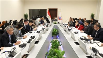 شركات صينية متخصصة في الذكاء الاصطناعي تبحث فرص الاستثمار وتعزيز التعاون الثنائي في قطاع التكنولوجيا الصحية