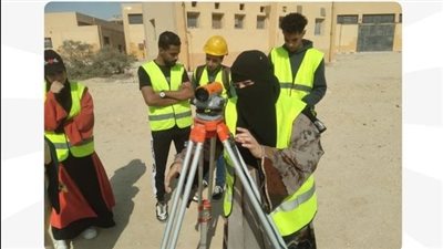 وزارة العمل تبدأ برنامج تدريب جديد على مهنة المساحة لتأهيل الشباب بالمنيا 