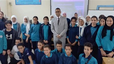 جامعة القناة تُعزز وعي طلاب مدرسة الخلفاء الراشدين بخطر الأجهزة الذكية