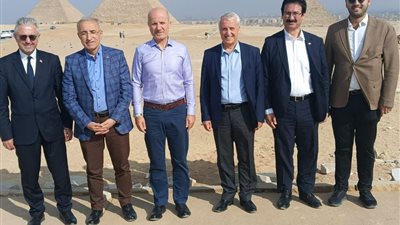 منطقة أهرامات الجيزة تستقبل وزير التعليم العالي التركي 