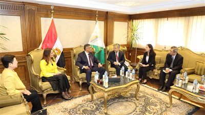 محافظ الجيزة يوقع خطاب النوايا لإقامة التوأمة مع مدينة نانجينغ الصينية