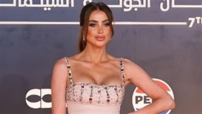  أنابيلا هلال مفعمة بقوة رقي التايجر بتوقيع زهير مراد (صور)