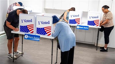 الناخبون الأمريكيون بالأراضى المحتلة يطالبون الفائز بإنهاء حرب غزة 