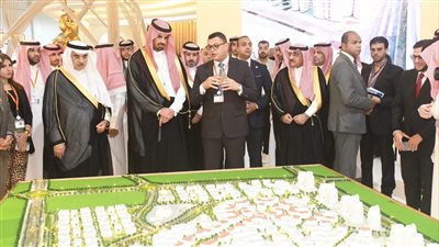 وزير الإسكان يعرض على أمين منطقة الرياض تجربة مصر فى تنمية المدن الجديدة 