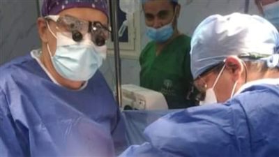عملية قلب مفتوح لمريضة مُصابة بضيق شديد بالصمام الميترالي وتضخم القلب