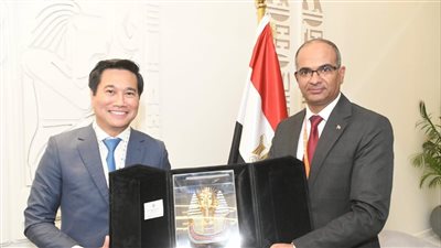 نائب  وزير الإسكان يبحث مع نظيره الفيتنامي فرص التعاون المستقبلي بين البلدين