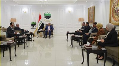 السفير المصري في بغداد يلتقي وزير الصناعة والمعادن العراقي