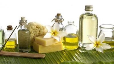 5 زيوت طبيعية بديلة للوشن الجسم بعد الاستحمام.. لترطيب البشرة في الشتاء