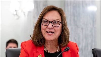 إديسون..إعادة انتخاب الجمهورية ديب فيشر لفترة ولاية ثالثة في مجلس الشيوخ الأمريكي