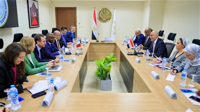 وزير التربية والتعليم يستقبل وزير الدولة الفرنسي المكلف بالفرانكفونية