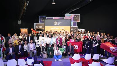 طالب بكلية طب حلوان يبتكر سترة نجاة ذكية 