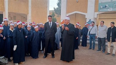 رئيس منطقة القليوبية الأزهرية يتفقد معهدي القناطر الخيرية الابتدائي والإعدادى