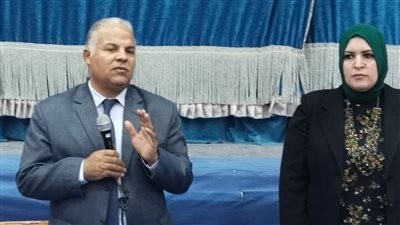 وكيل تعليم الفيوم يلتقى مع 100 مدير مدرسة رائدة 