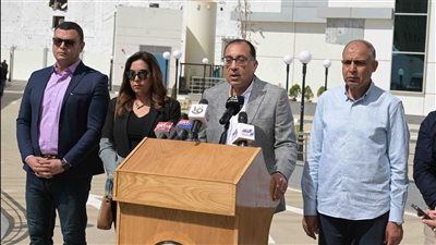 الحكومة تزف بشرى سارة تخص التعويم وأسعار البنزين.. فيديو