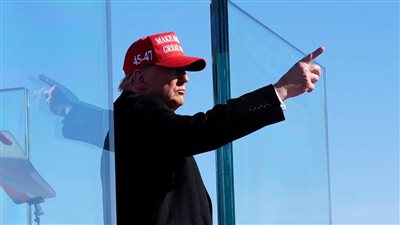 ترامب: سيكون لدينا تعليم أفضل وجيش أقوى.. ولن نسعى للحرب