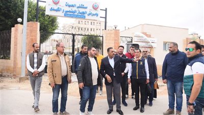 محافظ مطروح يتفقد أعمال تطوير مستشفى الصدر والحميات