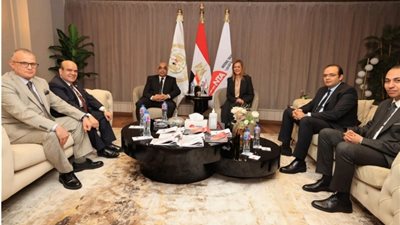 وزير العدل يزور الأكاديمية الوطنية للتدريب ويفتتح فرع توثيق بها