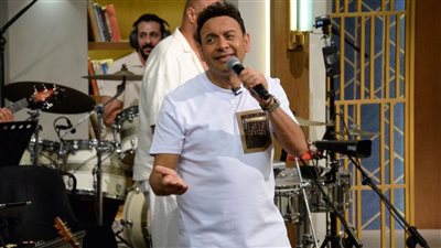 مصطفى قمر: لابد أن يجيد المطرب التمثيل وأعشق أغاني منير 