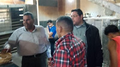 محافظ الدقهلية يحيل 412 مخالفة تموينية للنيابة العامة