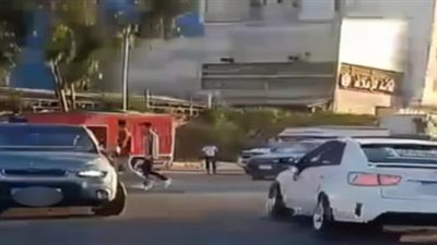  الفرح الخطير.. ضبط قائدي سيارتين لقيامهم بحركات استعراضية في حفل زفاف الدقهلية  