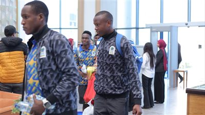  استعدادًا للقاء نظيره المصري.. منتخب تنزانيا للشباب يصل الإسماعيلية