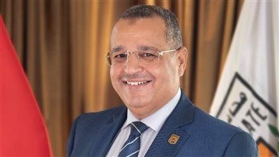 محافظ جنوب سيناء يلتقي وزير الطاقة اليوناني لتعزيز التعاون في مجالات الطاقة 