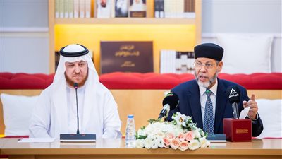 مجمع اللغة العربية بالشارقة يعقد حلقة “المعجم التاريخي للغة العربية.. وثيقة الأمة الحضارية”