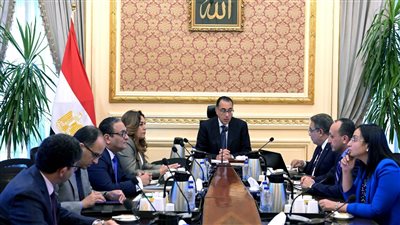 رئيس الوزراء يتابع ملفات العمل ومشروعات حياة كريمة بالدقهلية 