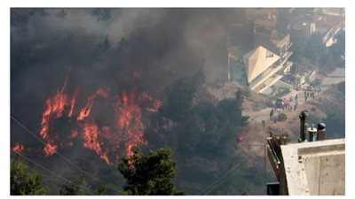 وسائل اعلام امريكية:  نحو 27 مليون شخص في منطقة إنذار حرائق بعدة ولايات