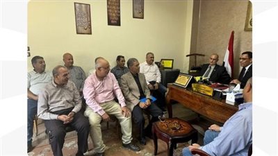 وزارة العمل تكرم عددا من العاملين لبلوغهم سن التقاعد بالدقهلية