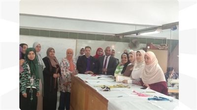 العمل تتابع برامج التدريب المهني وتوزيع شهادات التخرج على المتدربين بالمنوفية 