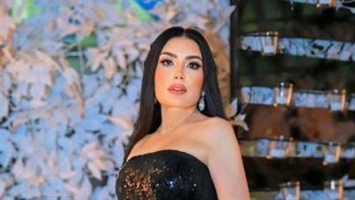 عبير صبري تسرق الأضواء بالمخمل.. سعره مفاجأة