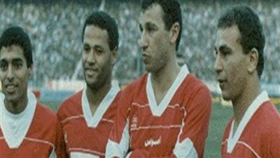 أحمد حمودة عن مقارنة حسام حسن والخطيب: العميد من أفضل مهاجمي العالم