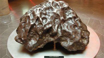 قطع أثرية مصنوعة من حديد النيازك تثير حيرة العلماء (تفاصيل)