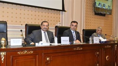 زراعة الشيوخ تبحث التوسع في تربية النحل وصناعة العسل.. والجبلي: نستهدف توصيات قابلة للتنفيذ 