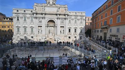 لهذا السبب.. استبدال نافورة تريفي الشهيرة في روما بحوض تمنيات 