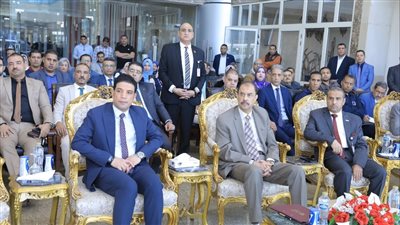 محافظ سوهاج يشهد مؤتمر عرض الفرص الاستثمارية بمطار سوهاج الدولي