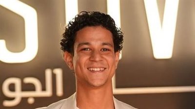 خطيبة أحمد داش تجذب انتباه رواد السوشيال ميديا 