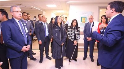 وزيرة التضامن تتفقد مستشفى حروق أهل مصر لعلاج المصابين بالمجان بالقاهرة الجديدة