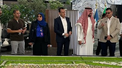 وزير الإسكان يزور مشروع الفرسان بالعاصمة السعودية