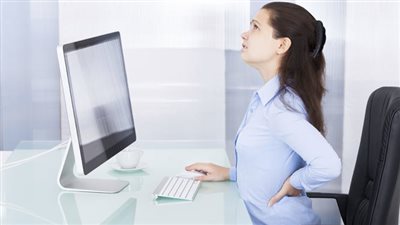 أضرار الجلوس لفترات طويلة على الصحة العامة