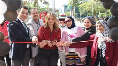 افتتاح المعرض السنوي للملابس بكلية الآداب جامعة عين شمس