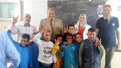 وكيل تعليم قنا يتابع سير وانضباط العملية التعليمية بمدارس ادارة قنا التعليمية