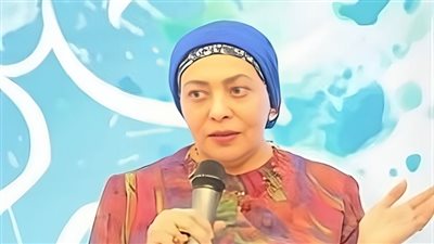 جامعة عين شمس تهنئ نيفين النحاس لفوزها بجائزة منظمة السكتة الدماغية العالمية 