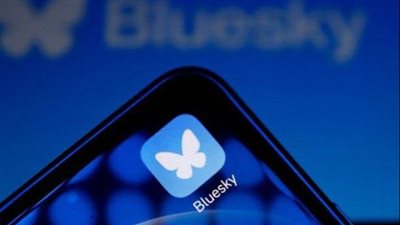 بلوسكي يحقق قفزة كبيرة بعد الانتخابات الأمريكية.. هل هو البديل الحقيقي لموقع إكس؟