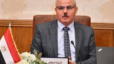 جامعة قناة السويس تنظم دورة مالية لتعزيز المعرفة بالموازنة