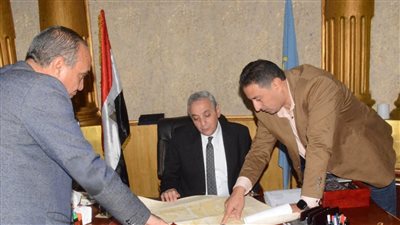 محافظ الغربية يطمئن على تقديم خدمات التصالح 