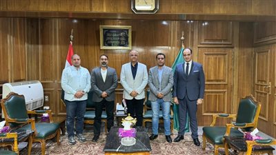 محافظ القليوبية يلتقي برئيس اتحاد إنتاج البيض 