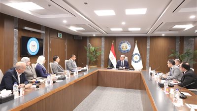 وزير البترول يشيد بالأداء التشريعي والرقابي للنواب ويوجه بتنفيذ طلباتهم